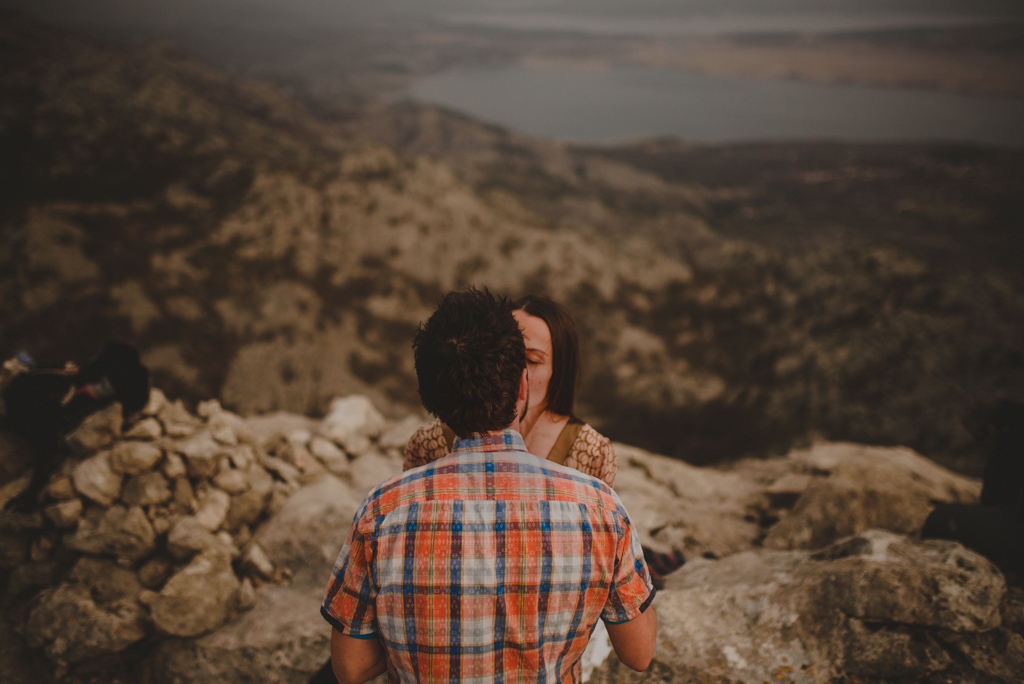 Fit Man Poses Mountains On Sunrise Stock Photo 1025759638 | Shutterstock